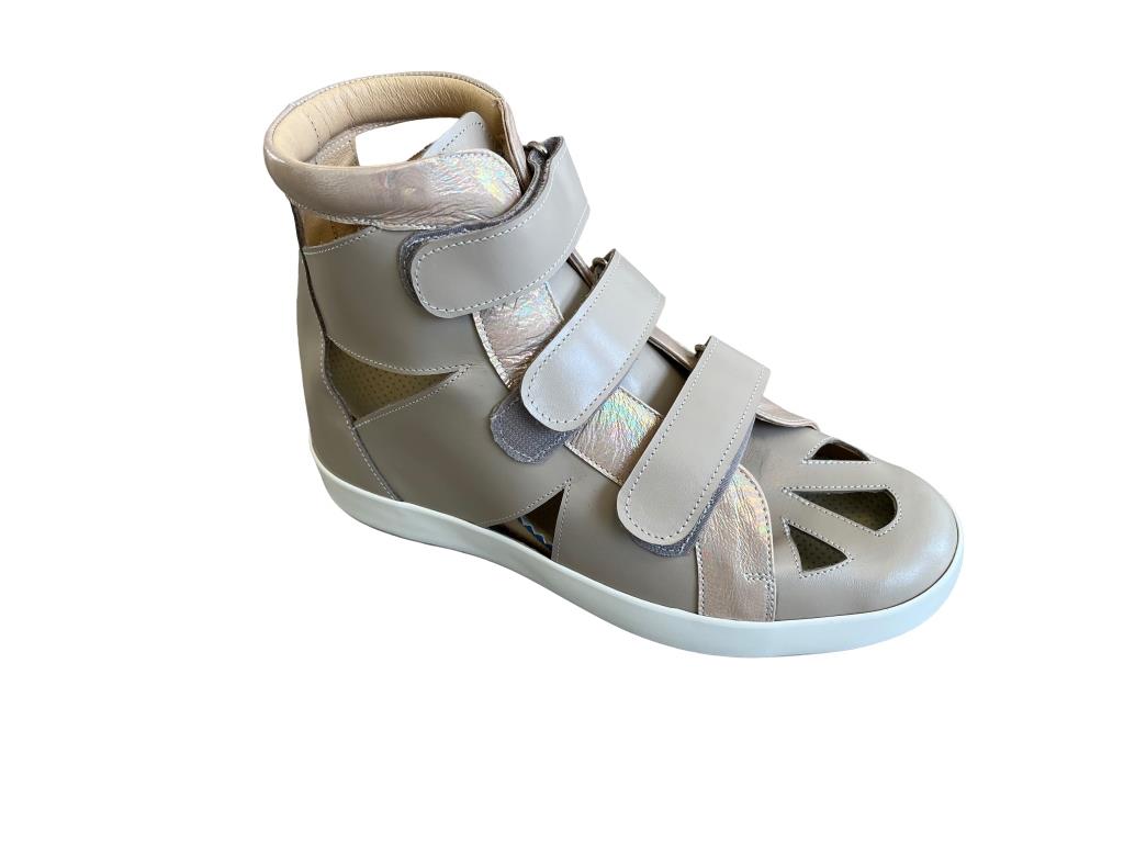 Chaussure grise scratch gris