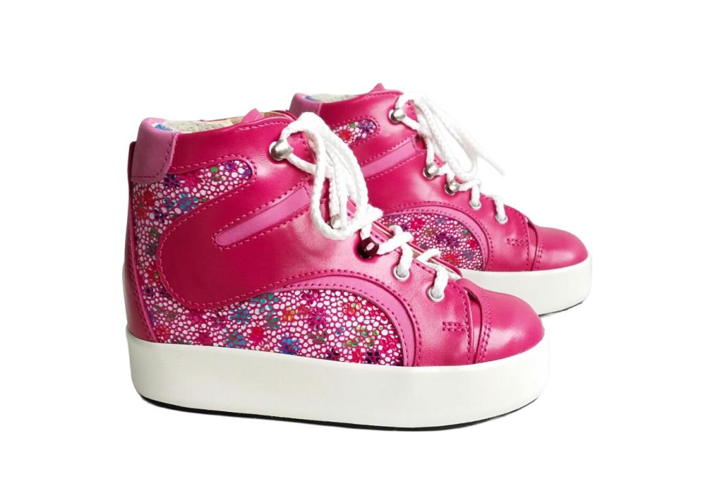 Chaussure rose fleur multicolor lacet blanc
