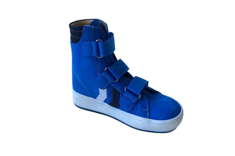 Chaussures bleues lignes bleues noires