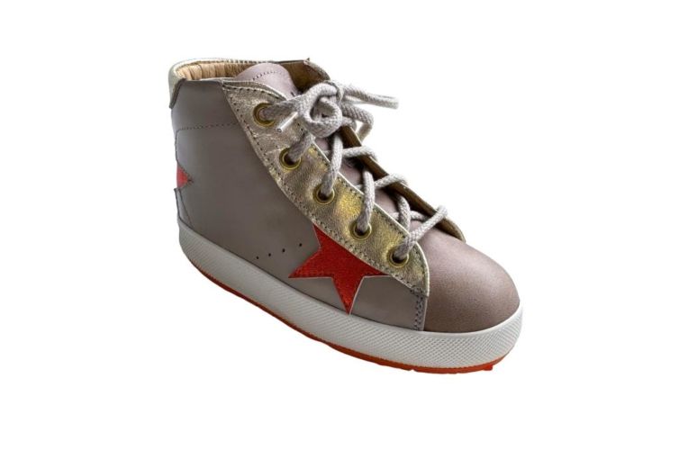 Chaussures grises étoile rouge lacet blanc