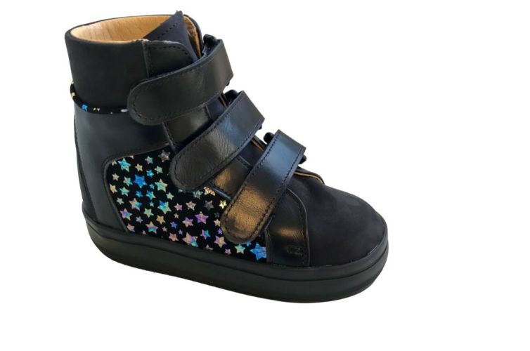 Chaussures noires étoiles scratch