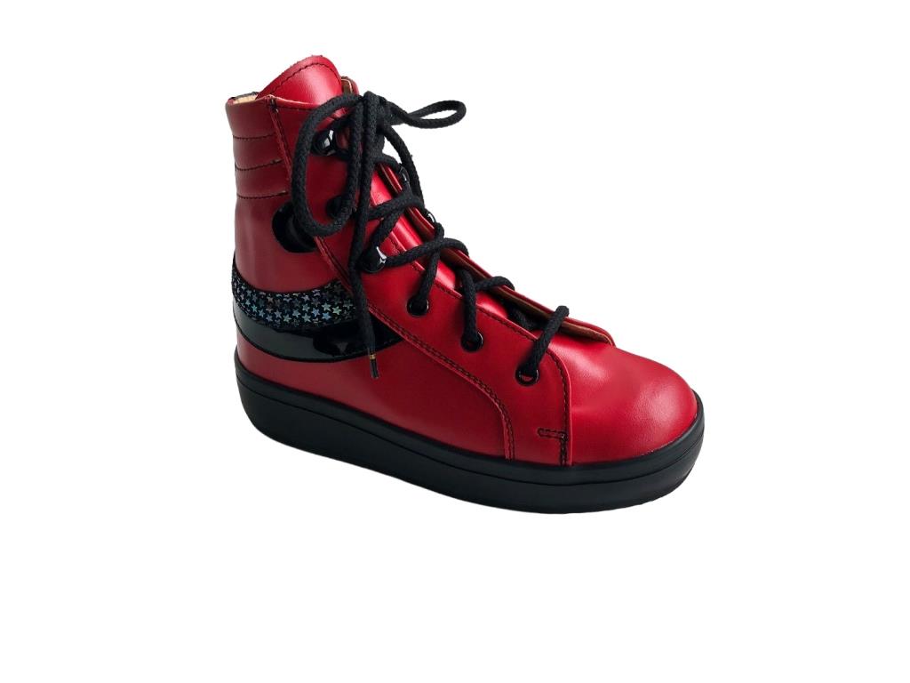 Chaussure cuir rouge bande noir étoile lacet noir