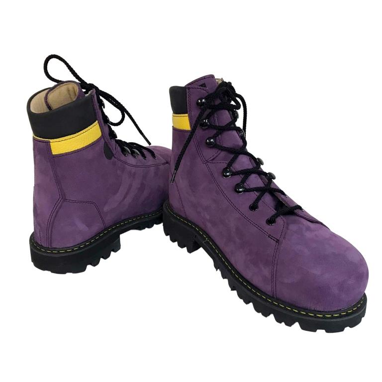 Chaussures violettes ligne jaune lacet noir